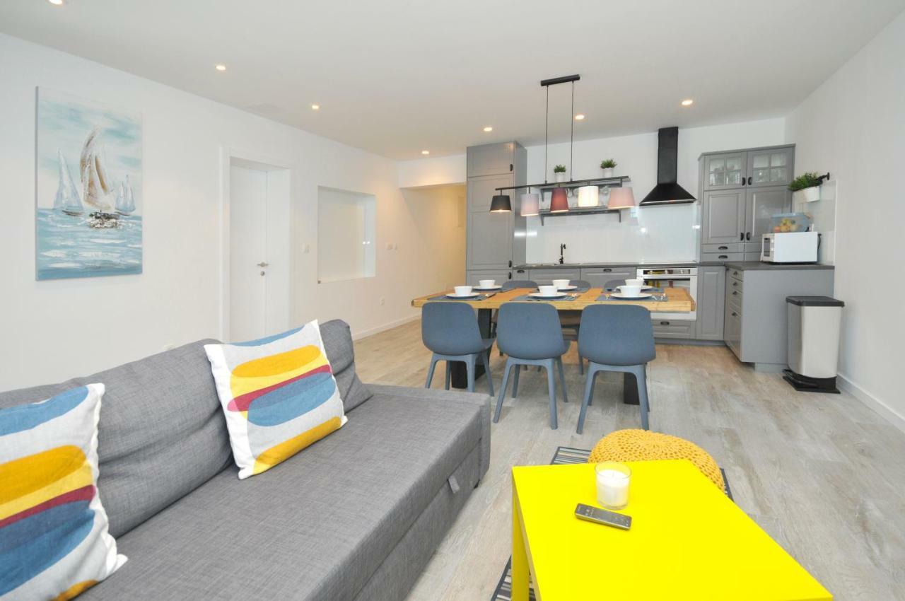 Apartmani Olive Trogir Exterior photo