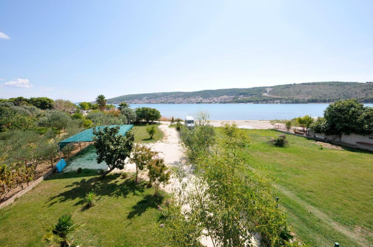 Apartmani Olive Trogir Exterior photo