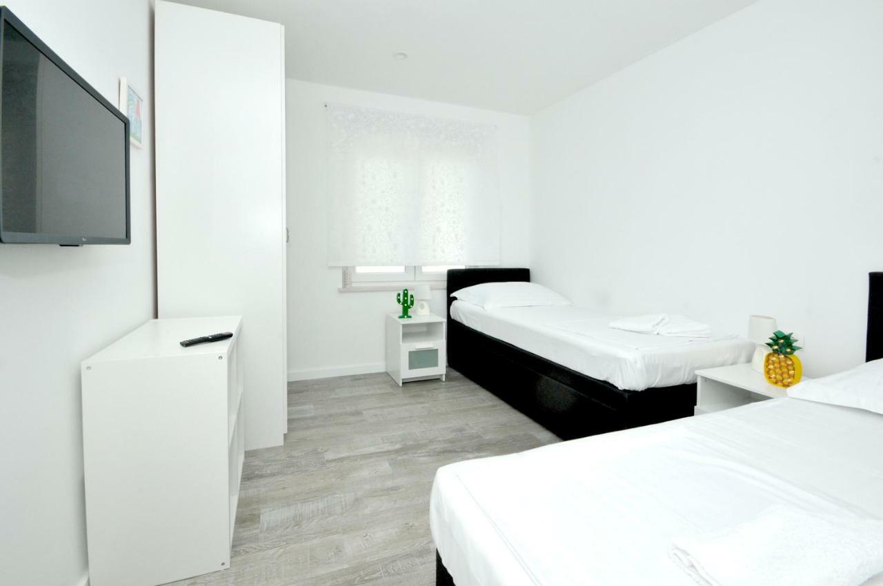 Apartmani Olive Trogir Exterior photo
