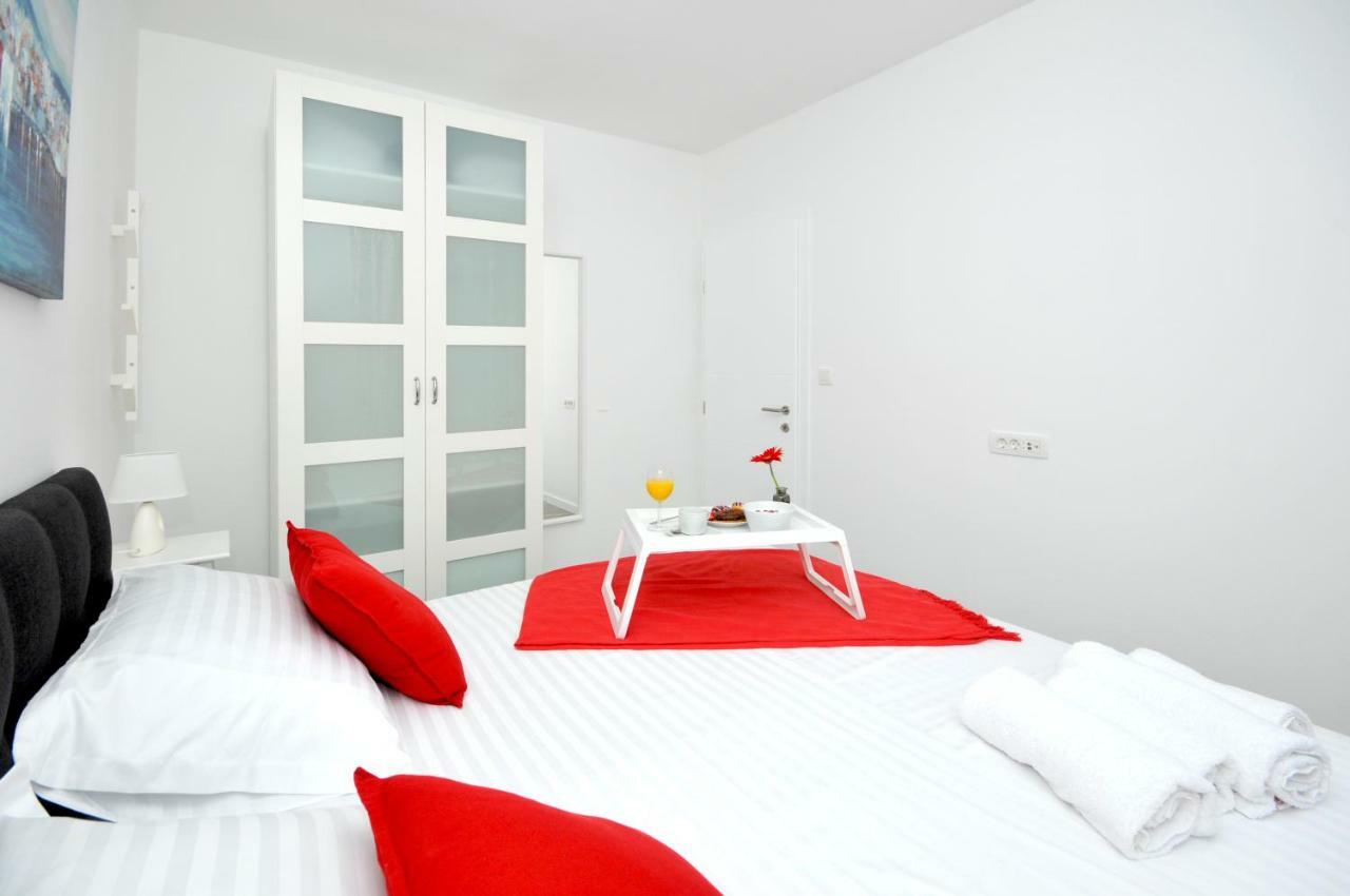 Apartmani Olive Trogir Exterior photo